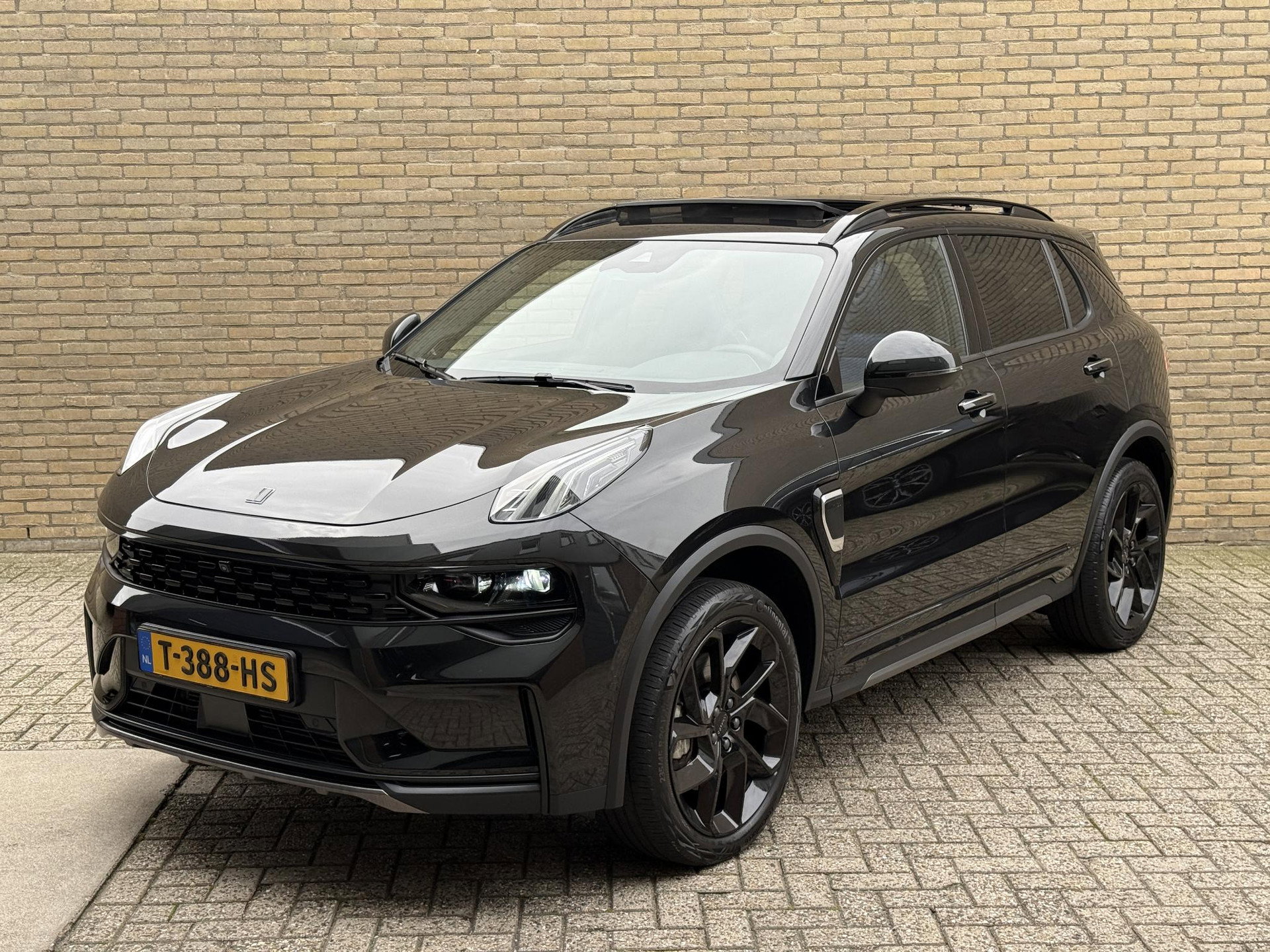 Foto van Lynk & Co 01