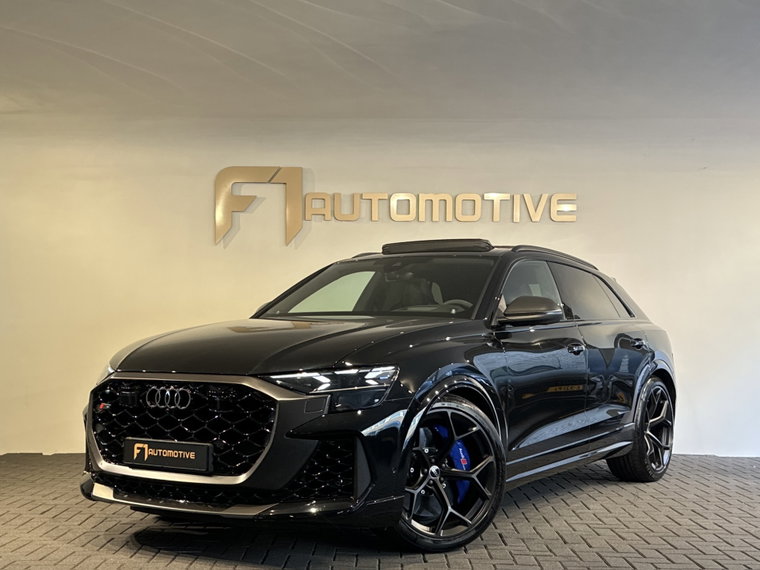 Foto van Audi RSQ8