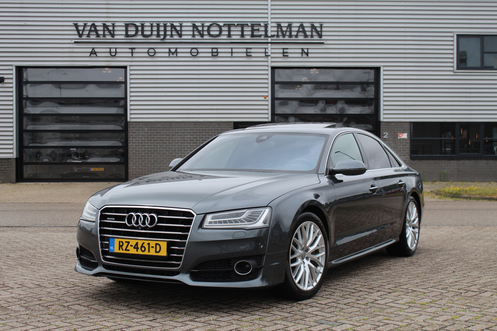 Foto van Audi A8