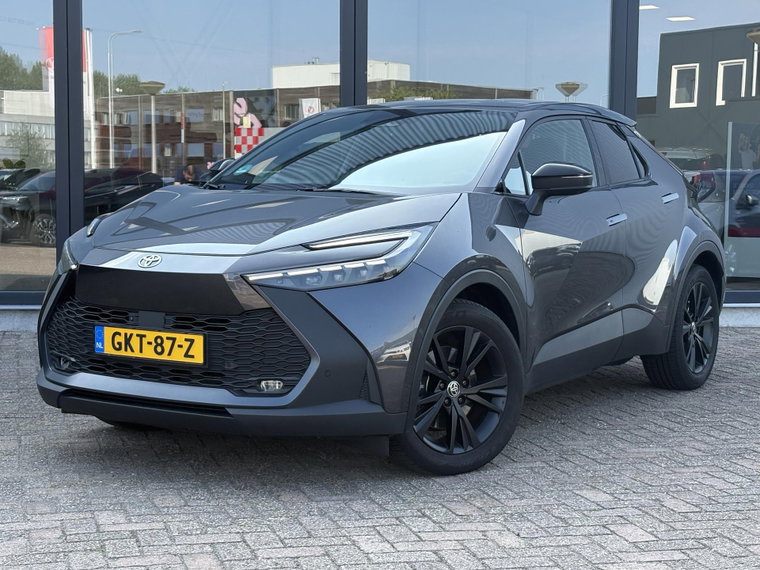 Toyota C-HR foto 1