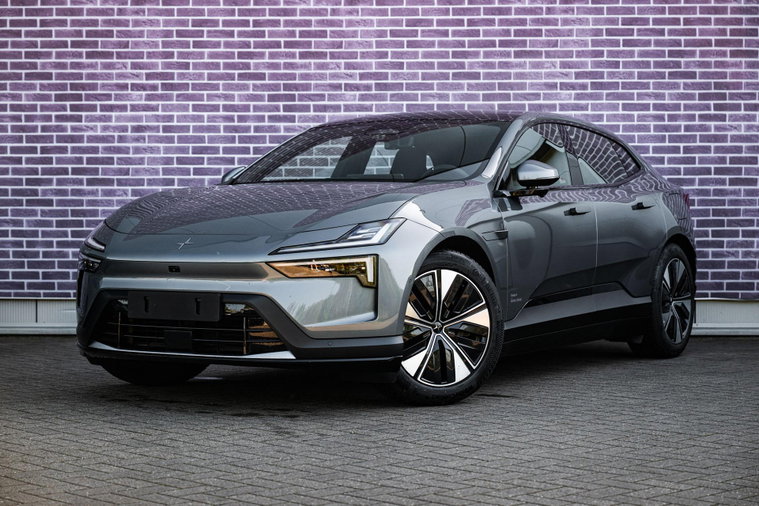 Polestar 4
