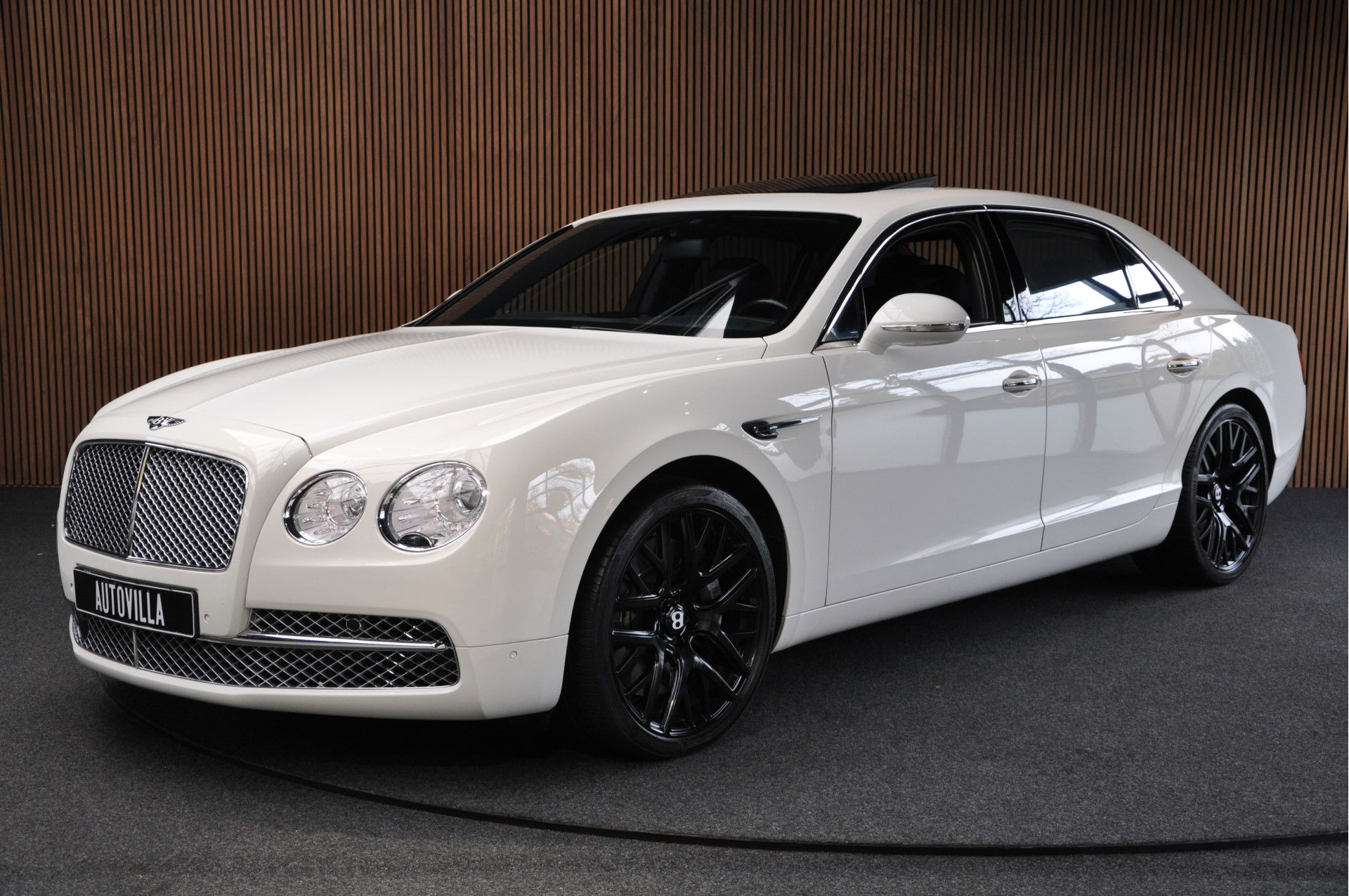 Foto van Bentley Flying Spur