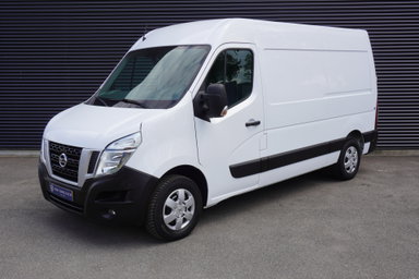 Nissan NV400