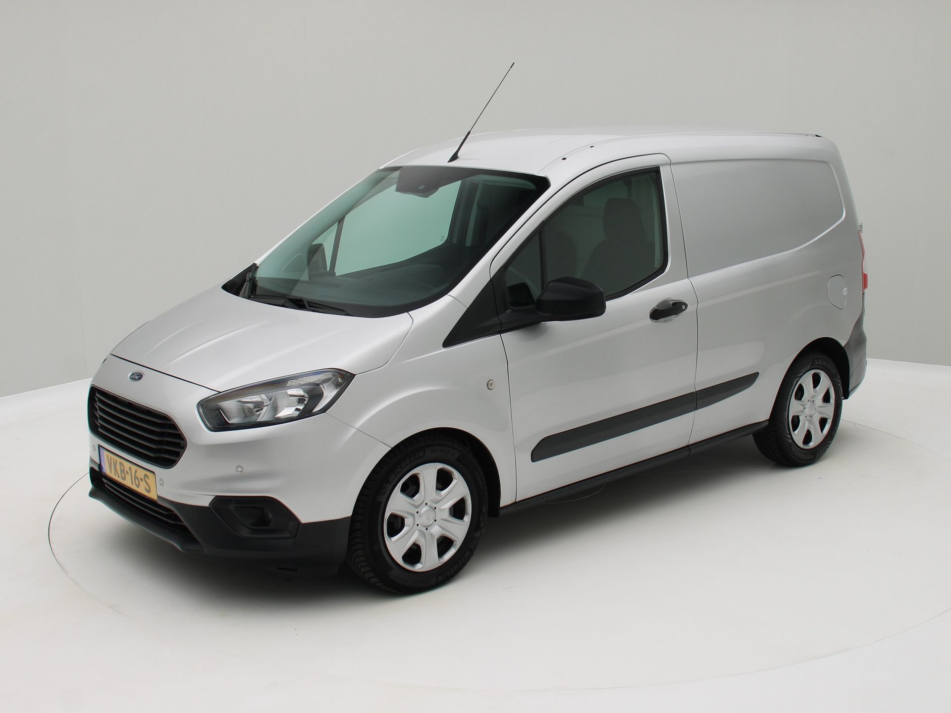 Foto van Ford Transit Courier