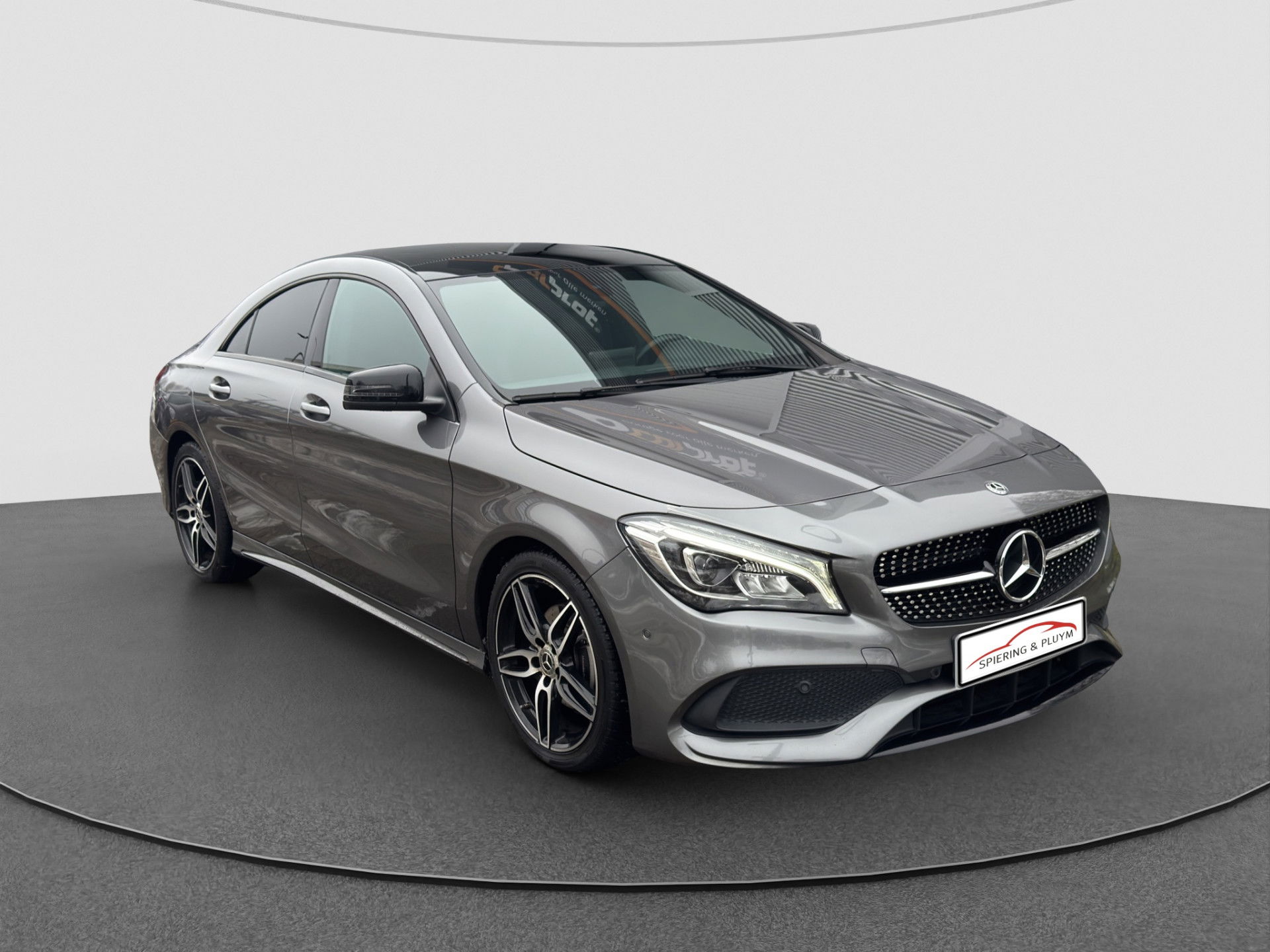 Foto van Mercedes-Benz CLA