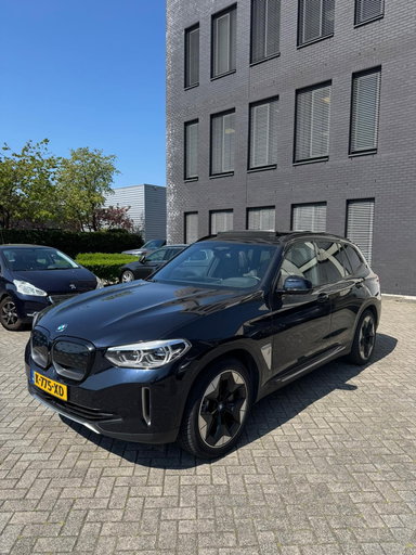 Foto van BMW iX3