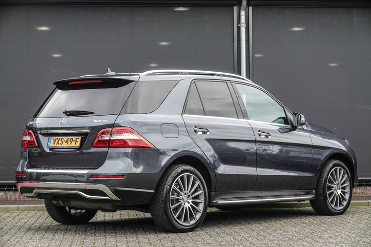 Mercedes-Benz M-Klasse