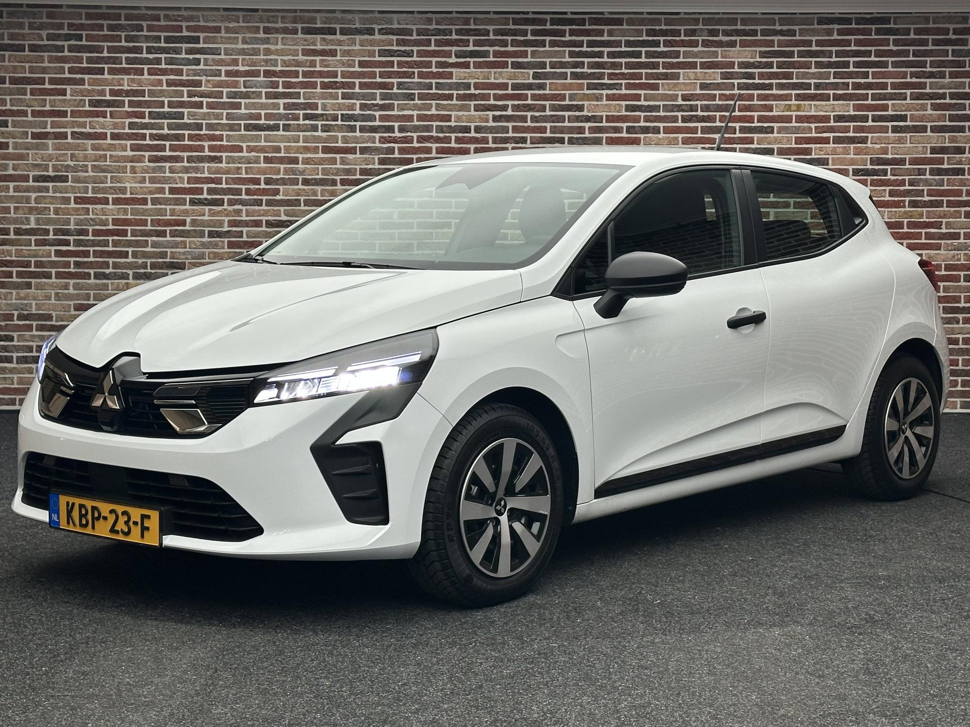 Foto van Mitsubishi Colt