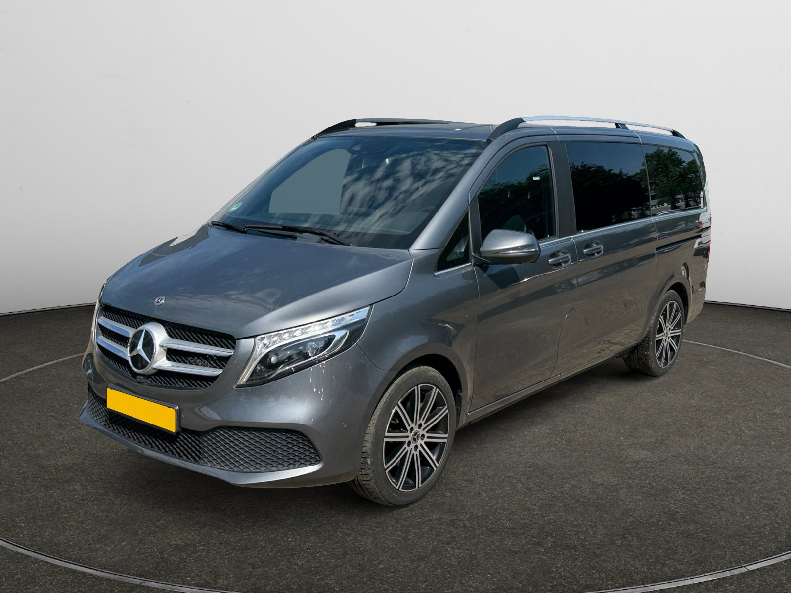 Foto van Mercedes-Benz V-Klasse
