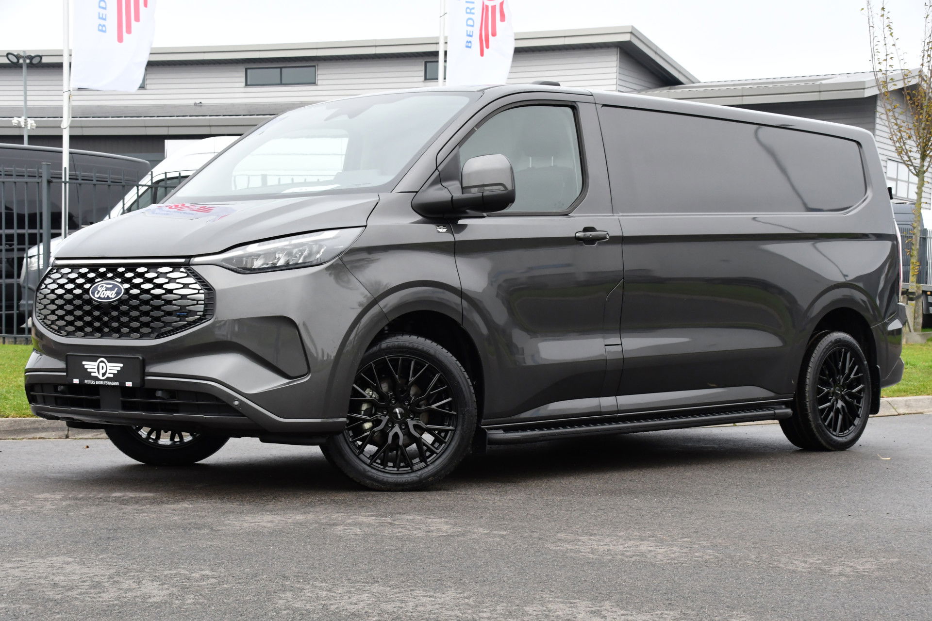 Foto van Ford E-Transit Custom