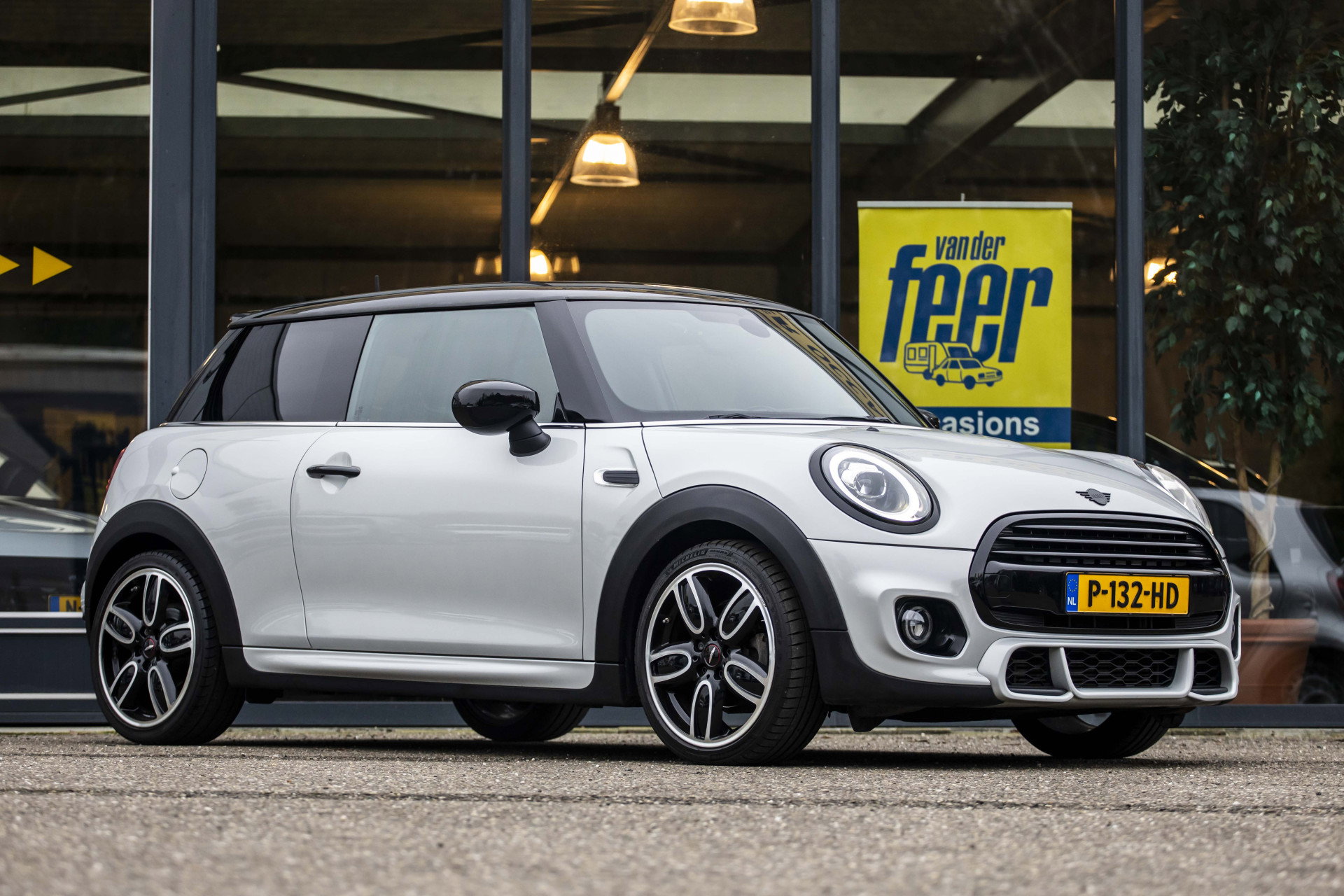 Foto van MINI Mini john cooper works