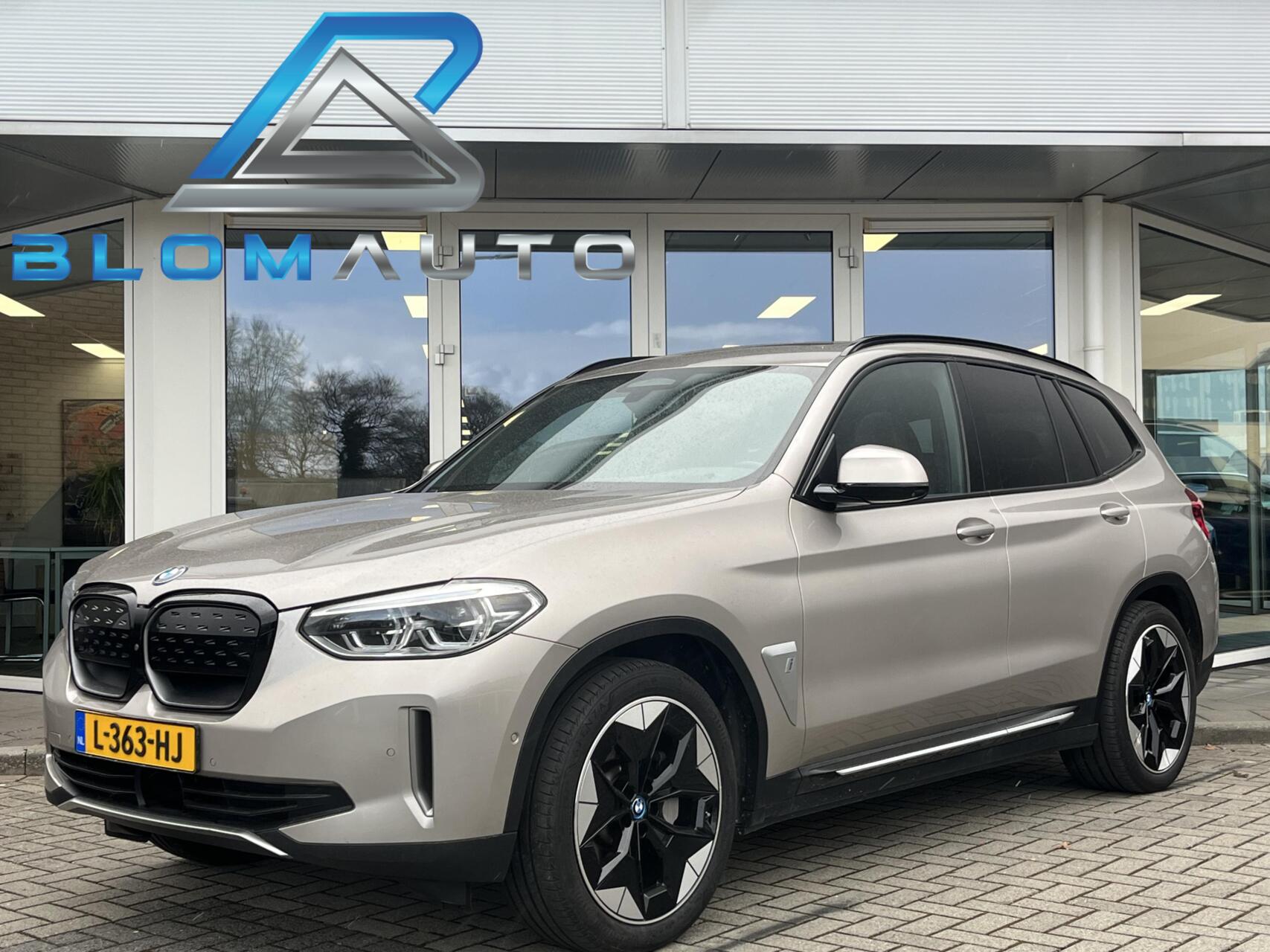Foto van BMW iX3