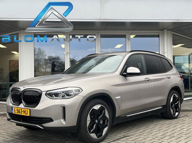 Foto van BMW iX3