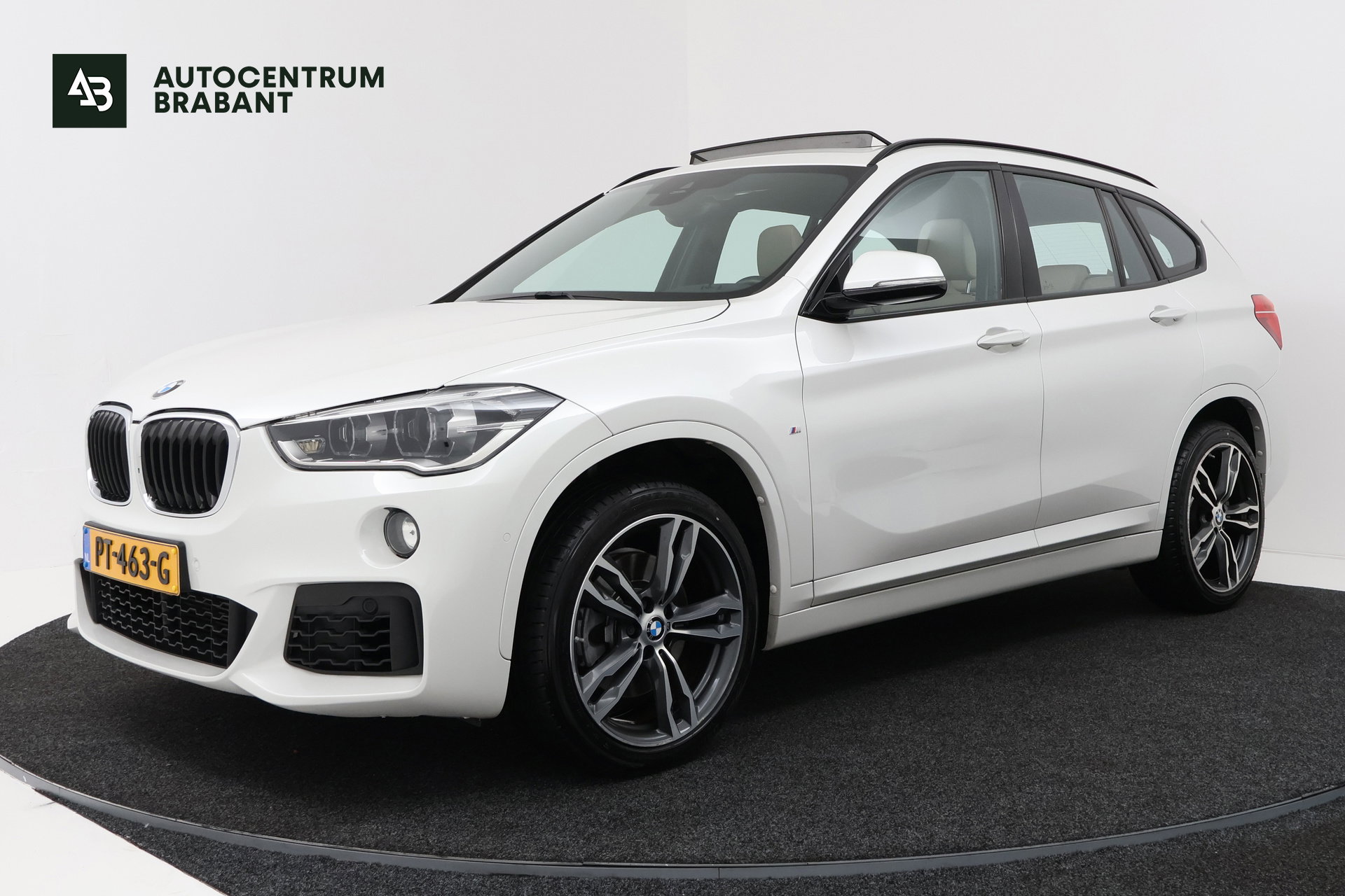 Foto van BMW X1