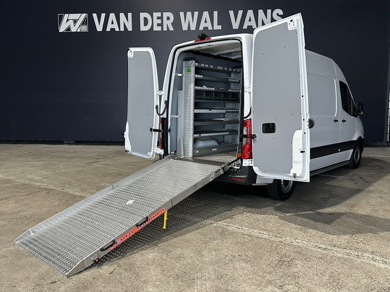 Mercedes-Benz Sprinter foto 1