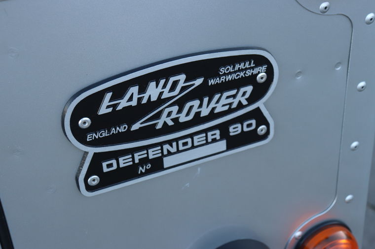 Land Rover Defender