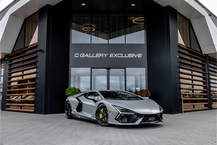 Foto van Lamborghini Revuelto