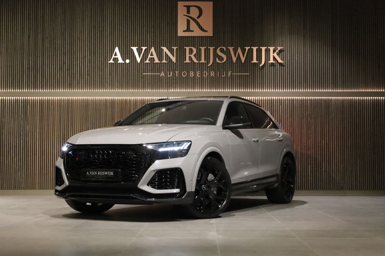 Foto van Audi RSQ8