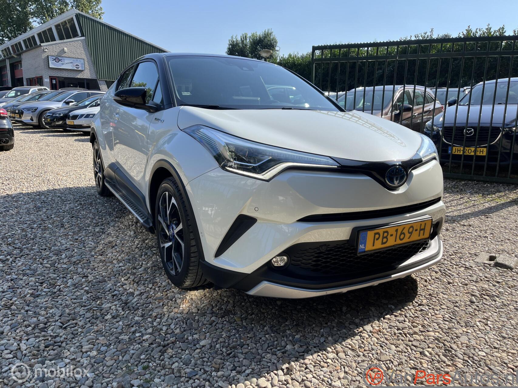 Foto van Toyota C-HR
