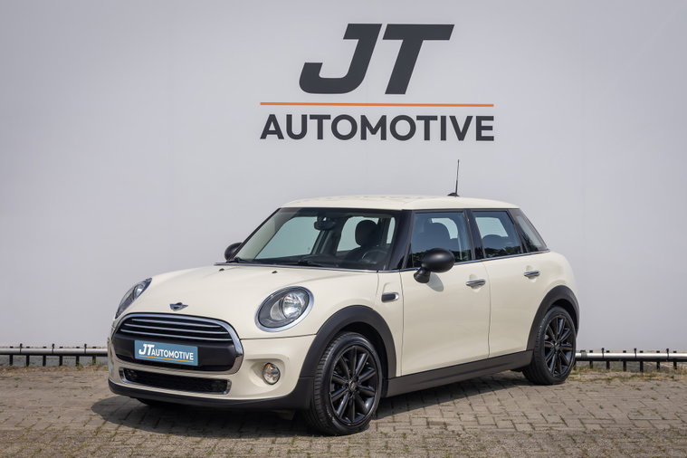 Foto van MINI One