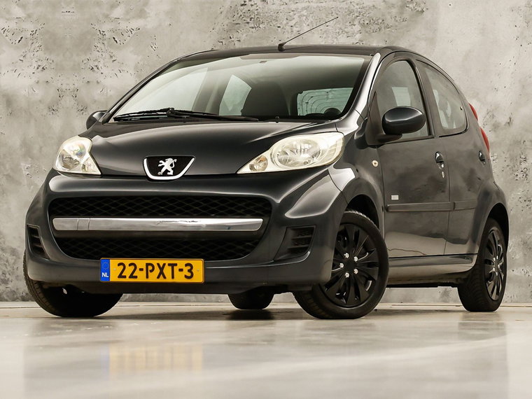 Peugeot 107 foto 1