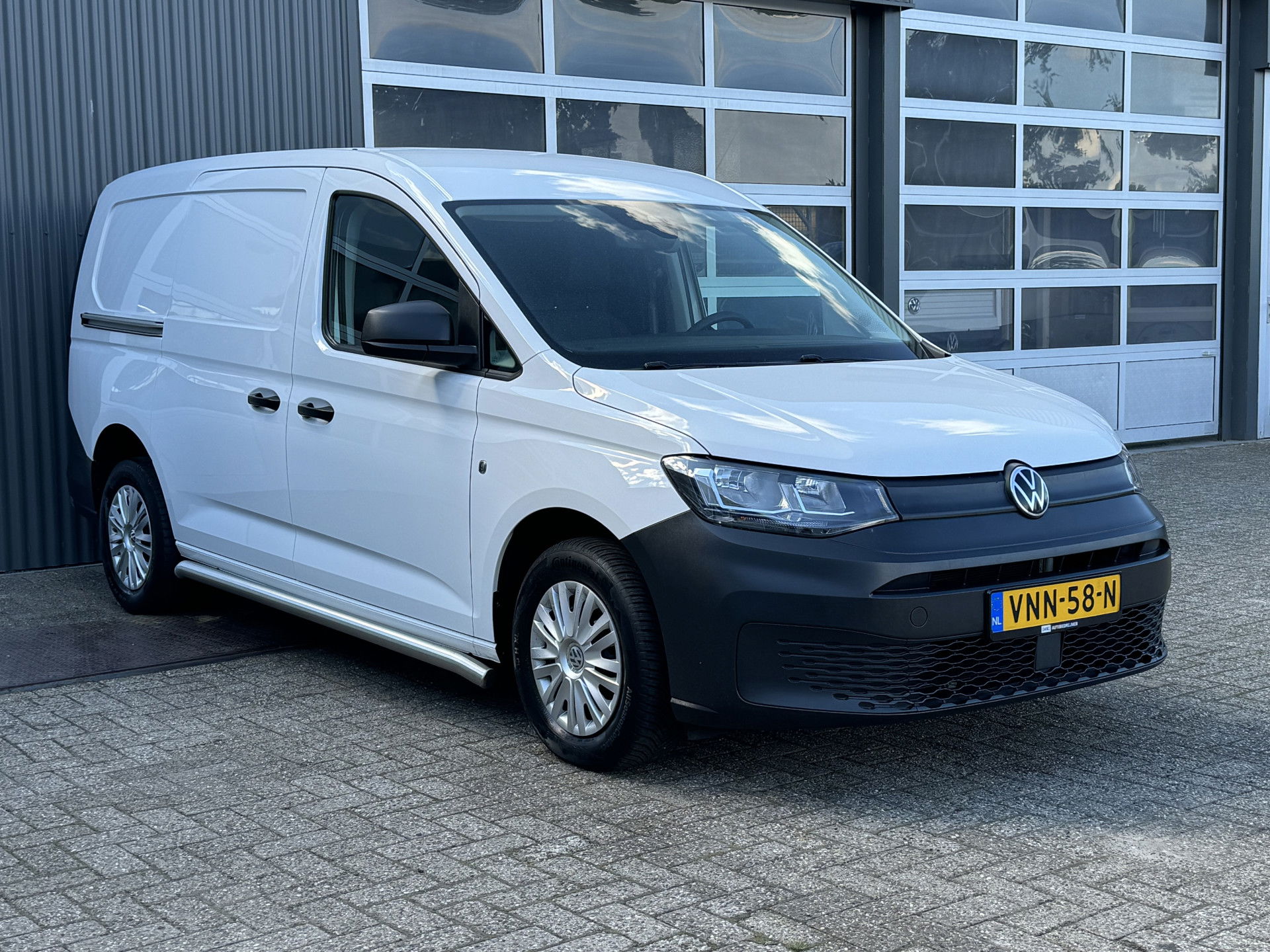 Foto van Volkswagen Caddy Cargo Maxi