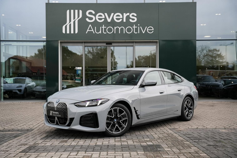 Foto van BMW i4