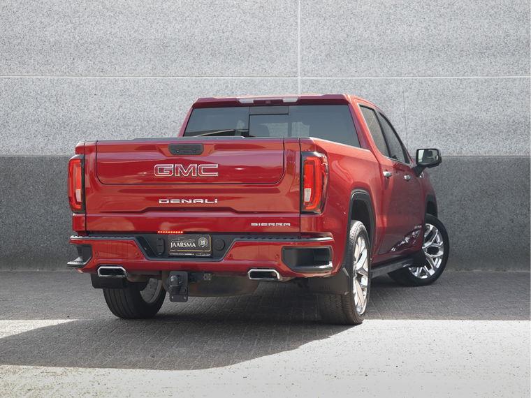 GMC Sierra