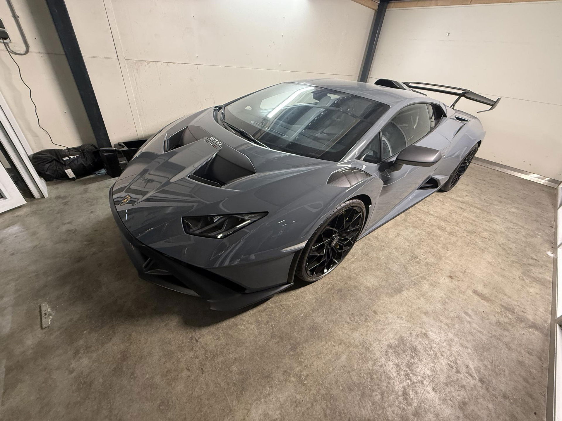 Foto van Lamborghini Huracán STO