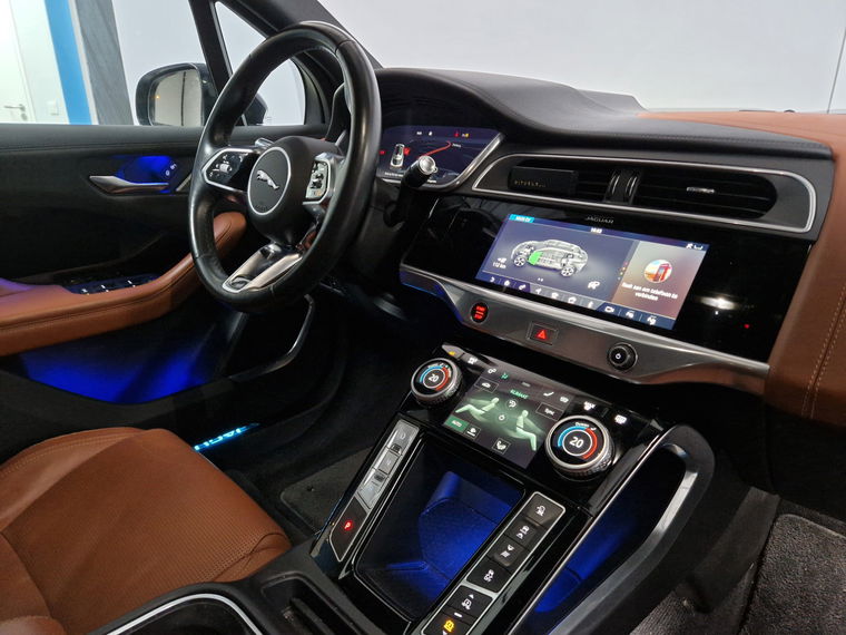 Jaguar I-PACE