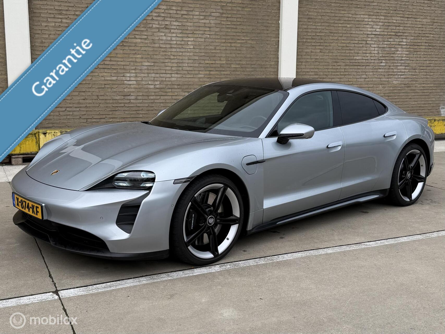 Foto van Porsche Taycan