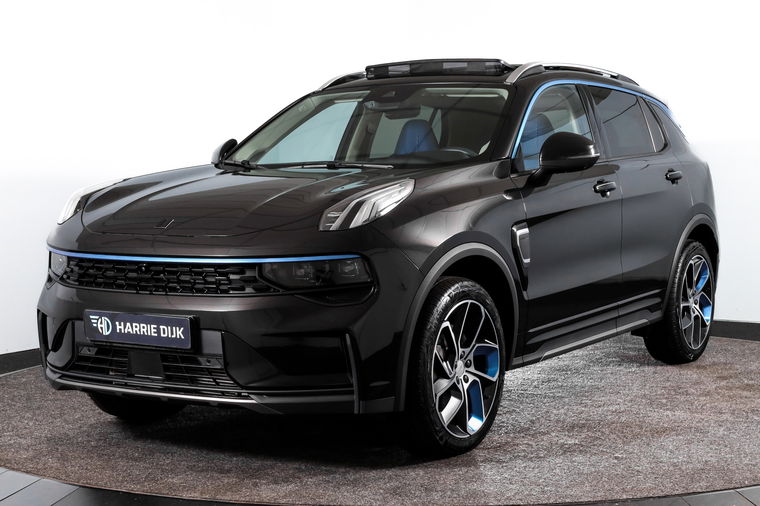 Lynk & Co 01