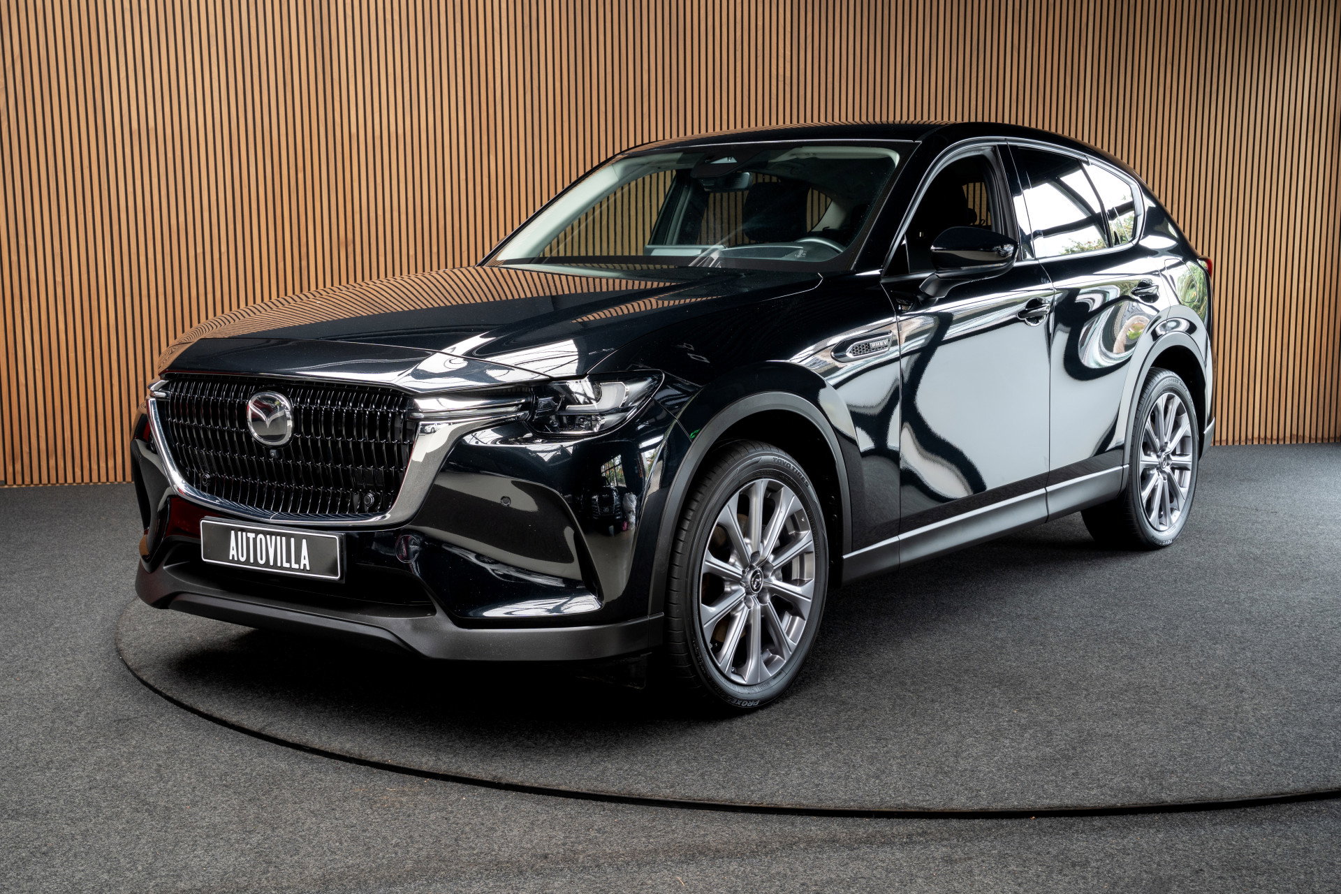 Foto van Mazda CX-60
