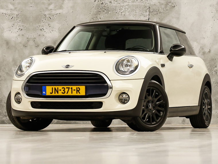 MINI 3-Deurs foto 1