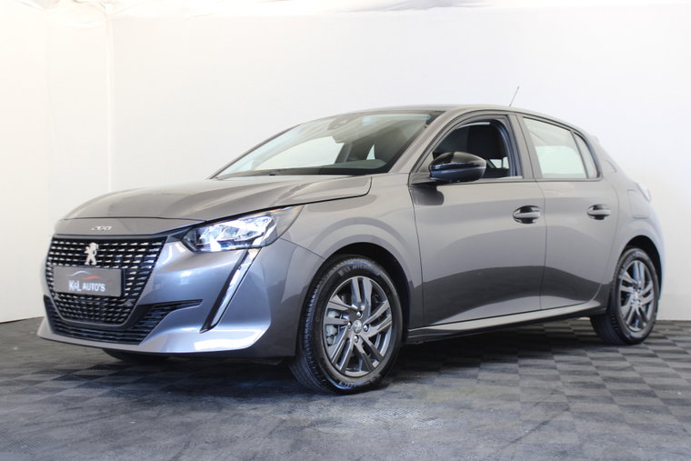 Peugeot 208 foto 1