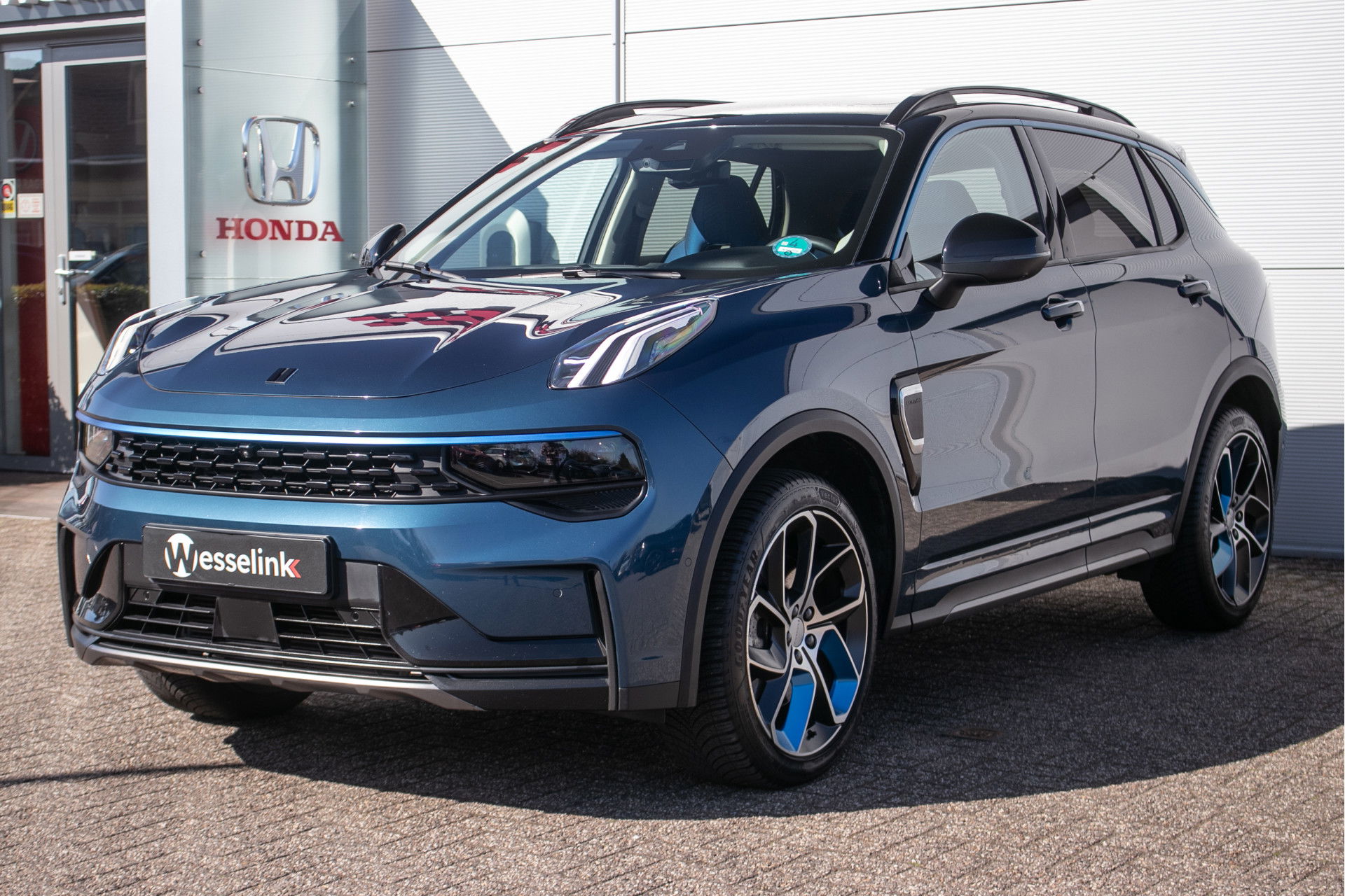 Foto van Lynk & Co 01