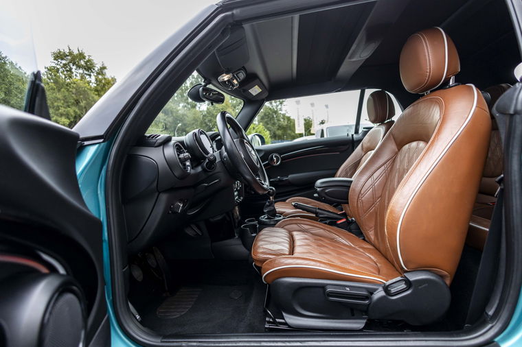 MINI Cabrio