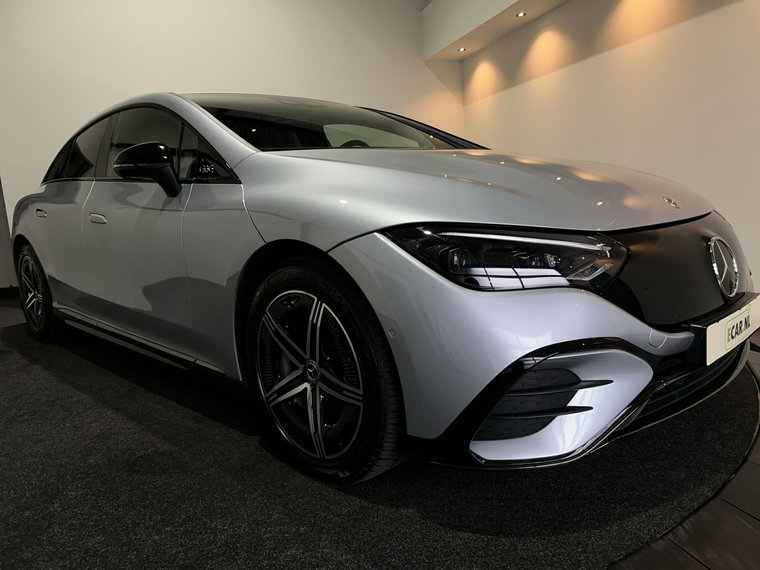 Foto van Mercedes-Benz EQE