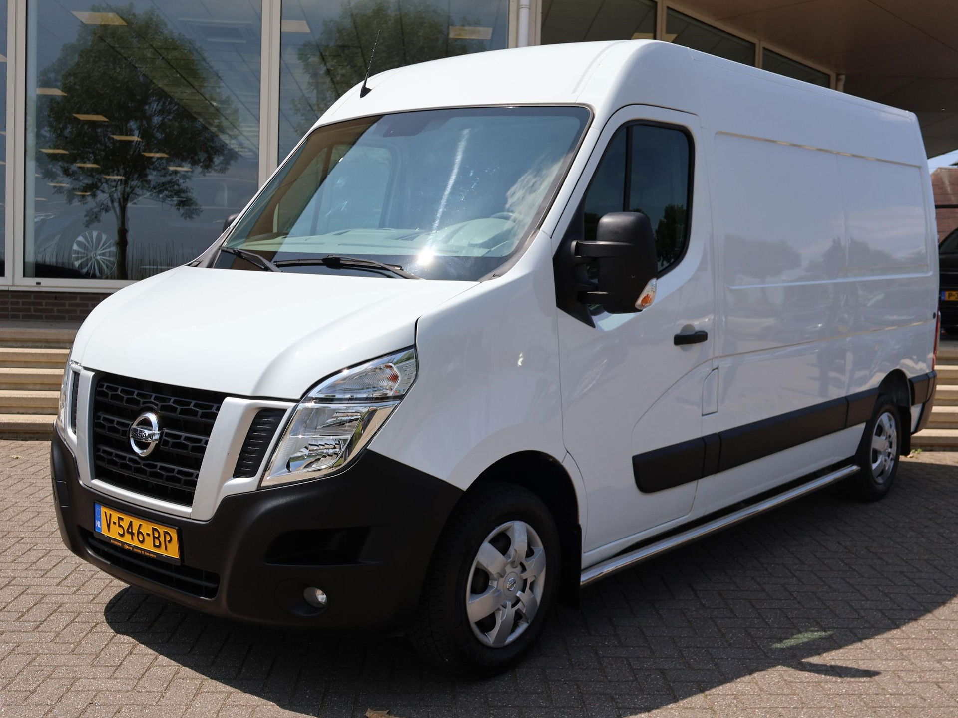 Foto van Nissan NV400