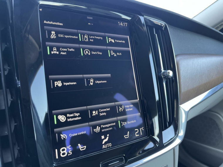 Volvo S90