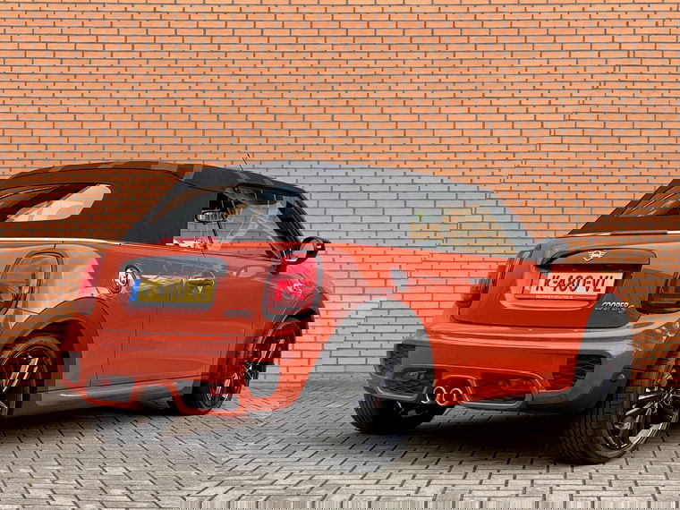 MINI Cabrio