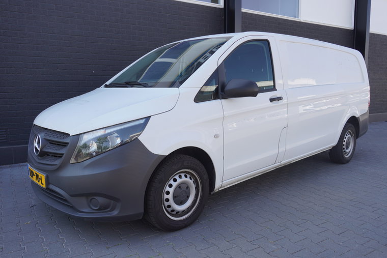 Mercedes-Benz Vito foto 1