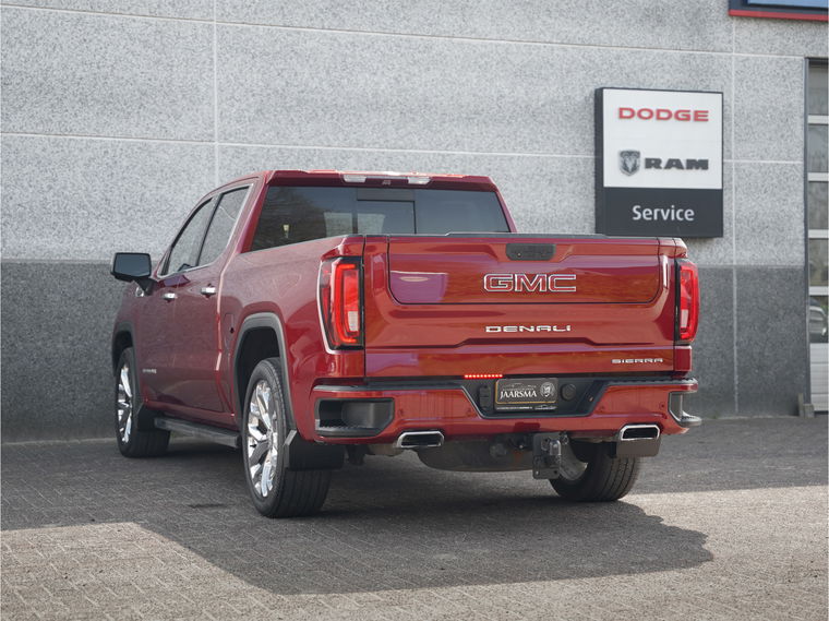 GMC Sierra