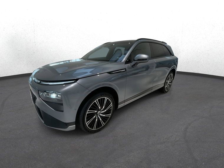 XPENG G9
