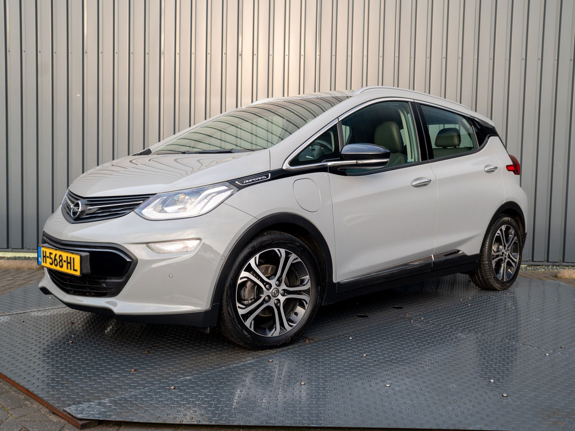 Foto van Opel Ampera-e