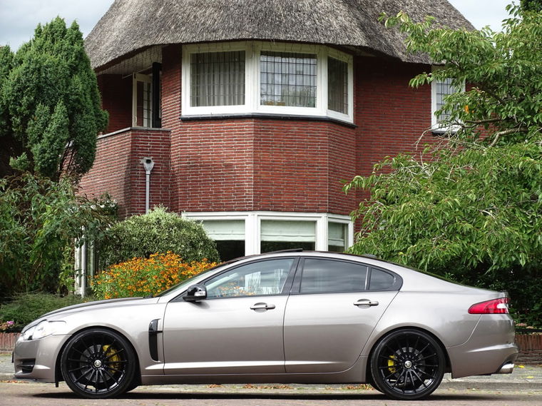 Jaguar XF