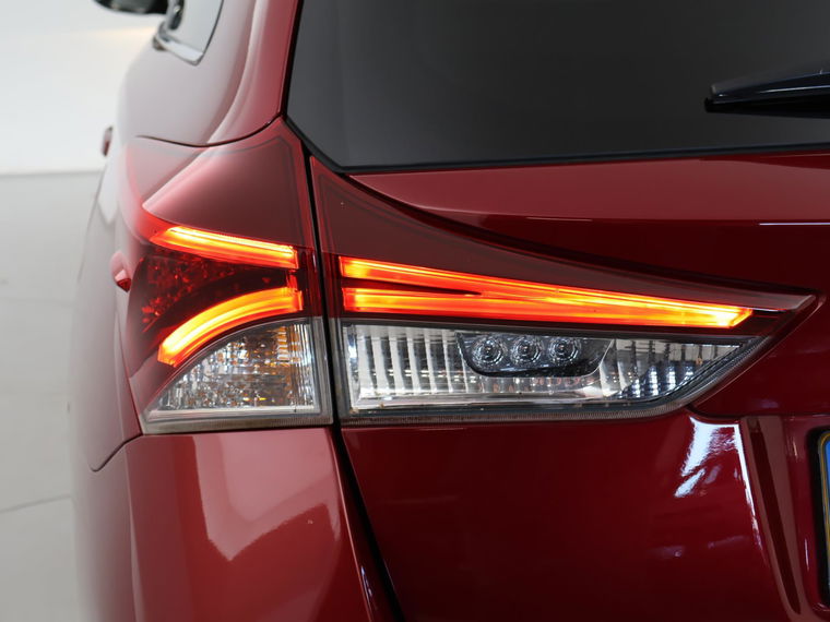 Toyota Auris Touring Sports