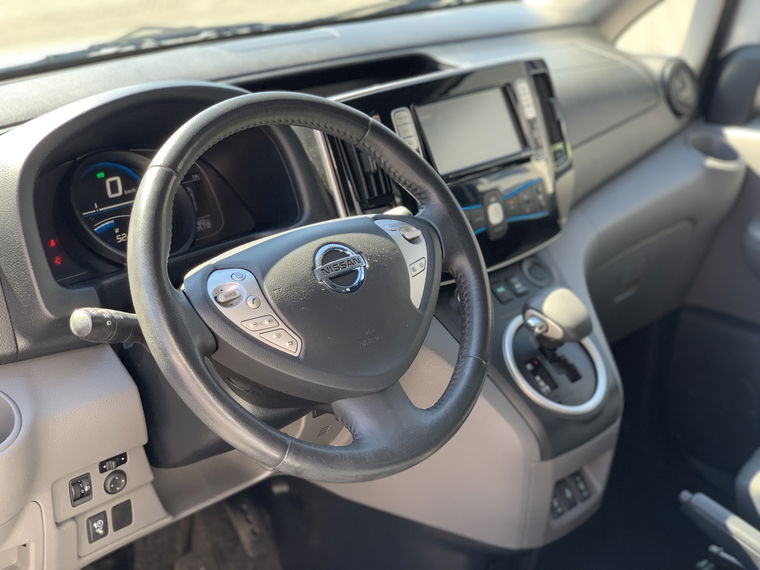 Nissan E-NV200