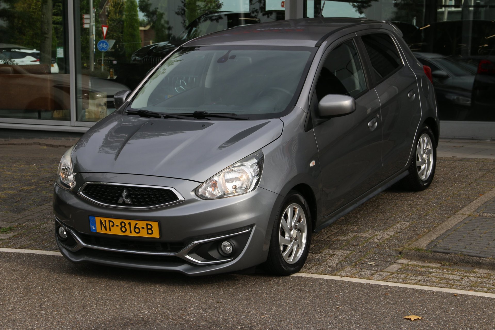 Foto van Mitsubishi Space Star