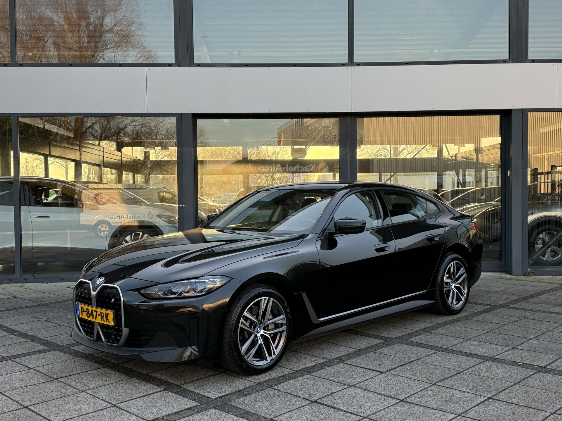 Foto van BMW i4